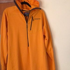 Patagonia hiking or running XL men’s/ Hommes